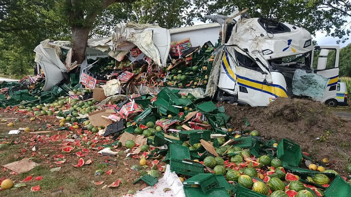Crash mit 4 Promille und 22 Tonnen Ladung - Ein Unfall mit MELONENschaden