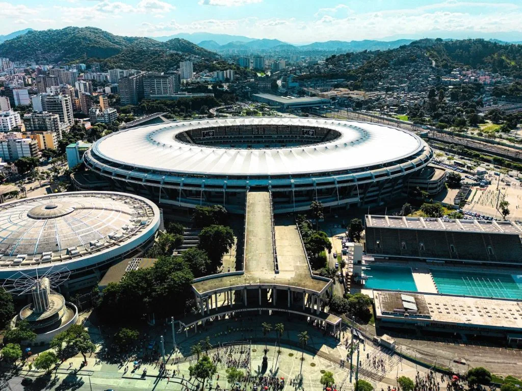 Justiça dobra indenização a argentinos agredidos no Maracanã