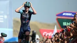 Vuelta: Omrzel bate recorde de Pogacar e estreia-se a vencer em Grandes Voltas