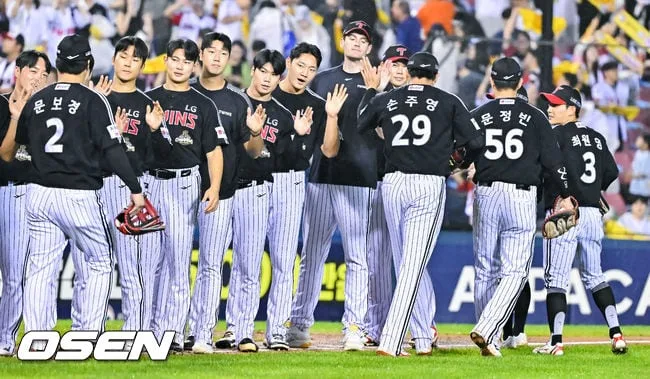 [사진]LG, 두산 3-1로 잡고 3위 탈환