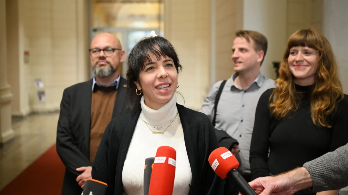 Deutschland liveblog: Berliner Linke verwahrt sich gegen „Einmischung“ des Kanzlers