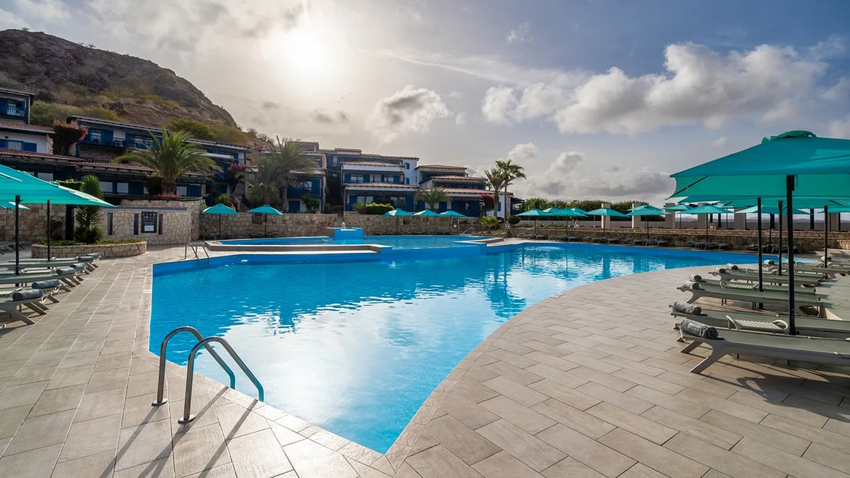 Na Boa Vista dos resorts, há um hotel só para adultos que quer fugir do turismo de massas