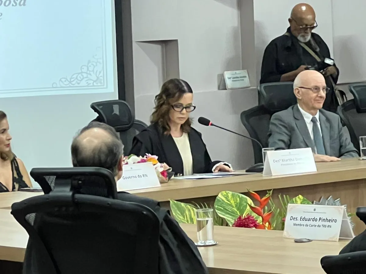 Desembargadora Martha Danyelle assume presidência do TRE-RN para os próximos dois anos