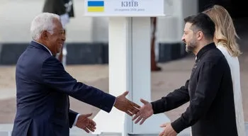 António Costa e Luís Alves: dois portugueses condecorados em Kiev