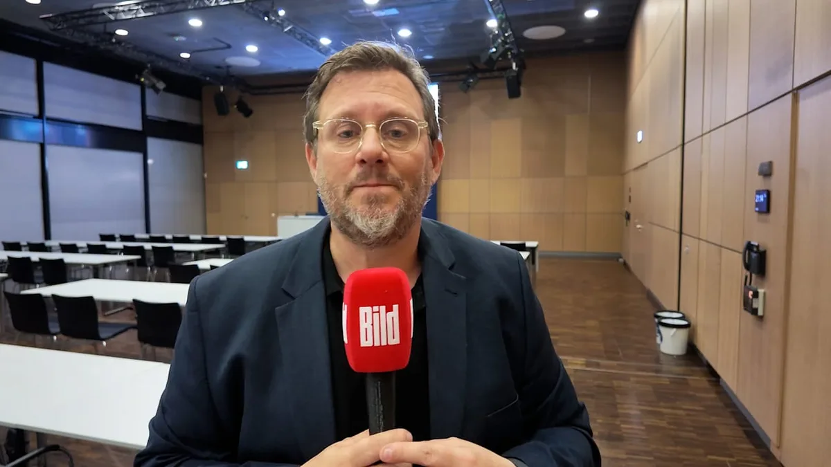 Chefreporter Michael Engelberg vor Ort - Deutschland Tag der JU: Ein Mix aus Party und Politik