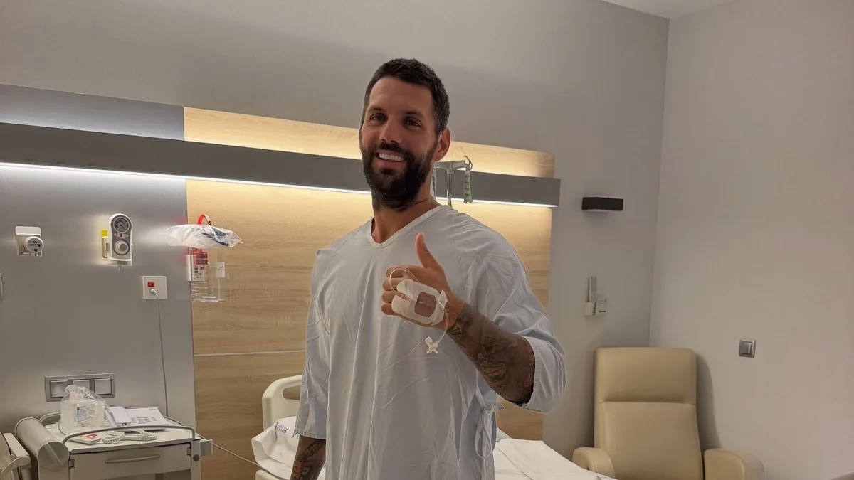 Albert Barranco da la última hora de su estado de salud tras abandonar 'Supervivientes All Stars'