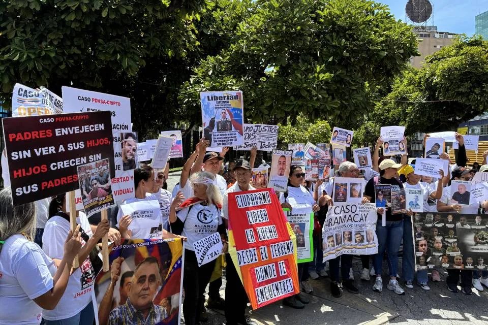 «Prefieren abrir una fosa que abrir los candados de las cárceles de los presos políticos»
