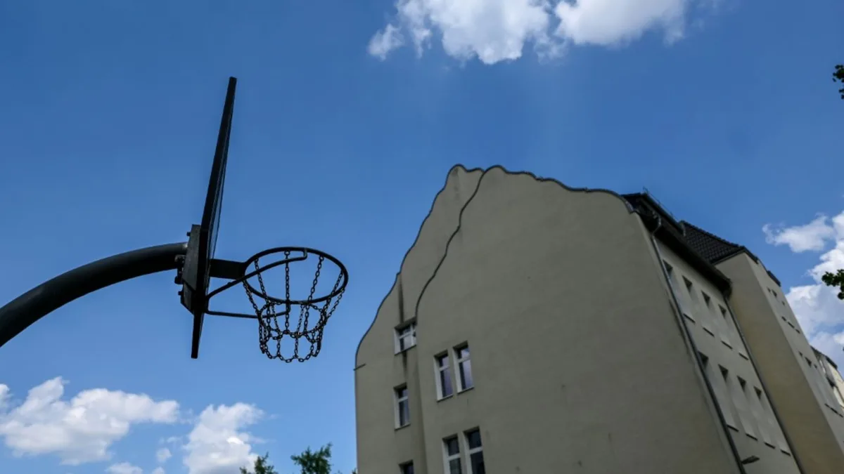 Gemischtes Echo auf Bas-Plan gegen Sozialmissbrauch