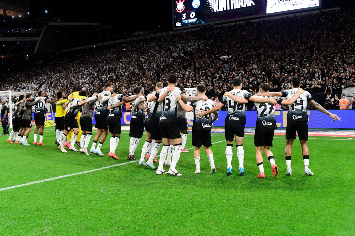 As origens do poropopó: como surgiu o grito que embala a torcida do Corinthians e ganhou o mundo