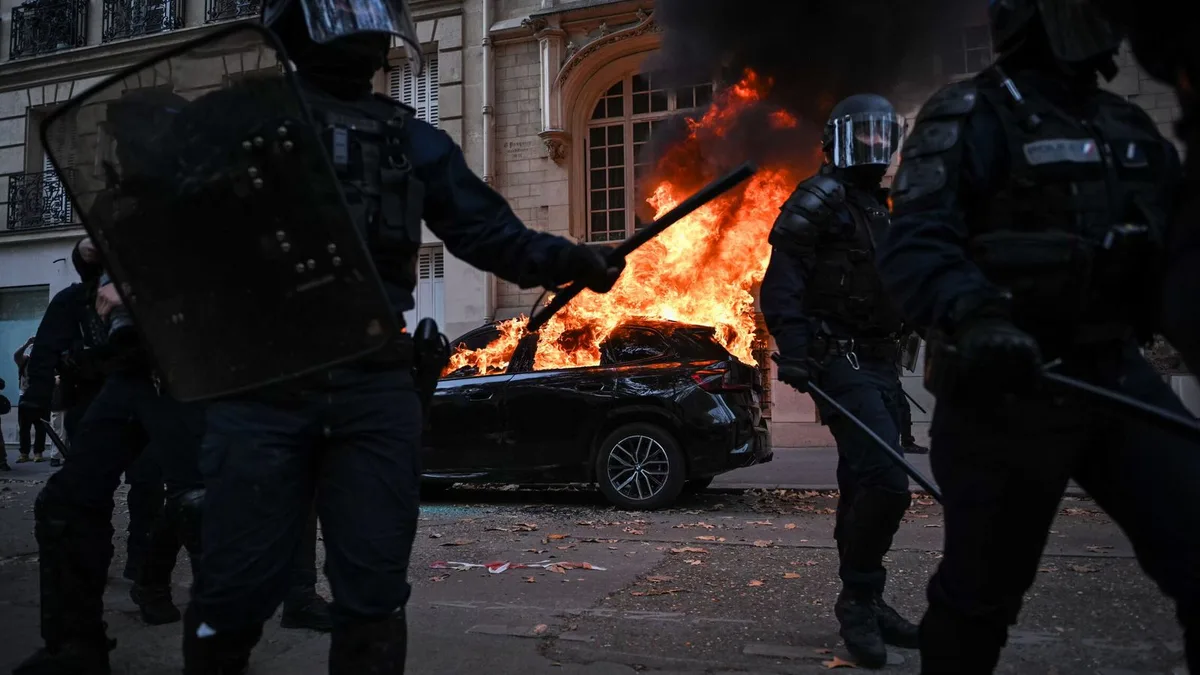 Las protestas se extienden por Francia con el apoyo de los chalecos amarillos y dejan decenas de detenidos en París
