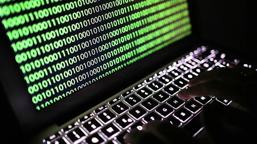 Cyberkriminalität: Russischsprachige Hacker nutzen KI-Assistenten für Angriffe – Deutsche Firma betroffen
