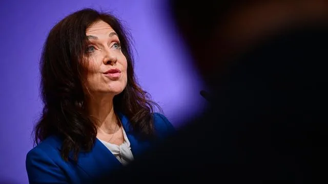 Saudi-Arabien: Katherina Reiche sitzt wegen Angriffen in Riad fest