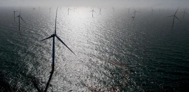 Brasil avança para destinar mar a eólicas e gera temor de impactos na pesca