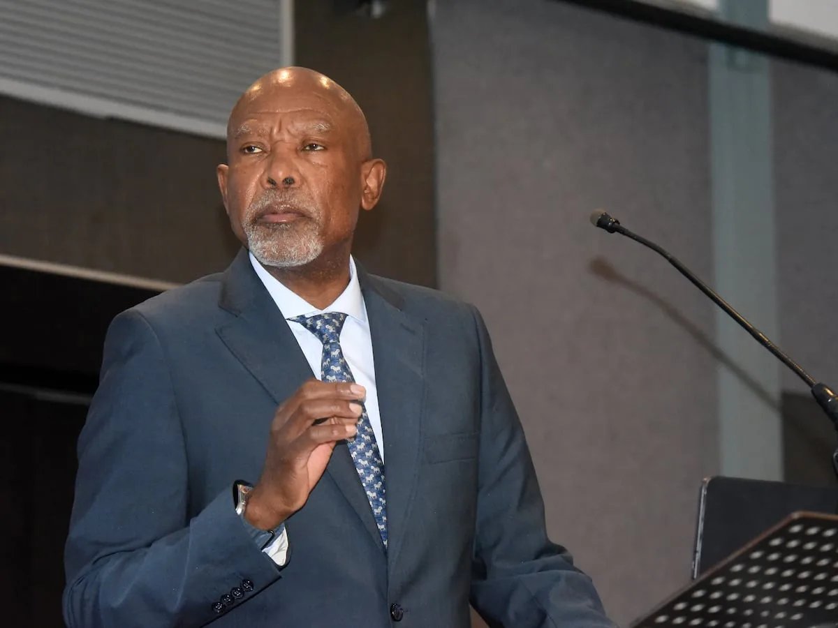 ECONOMIC WEEK AHEAD: Reserve Bank faces tough call on rates amid inflation fears