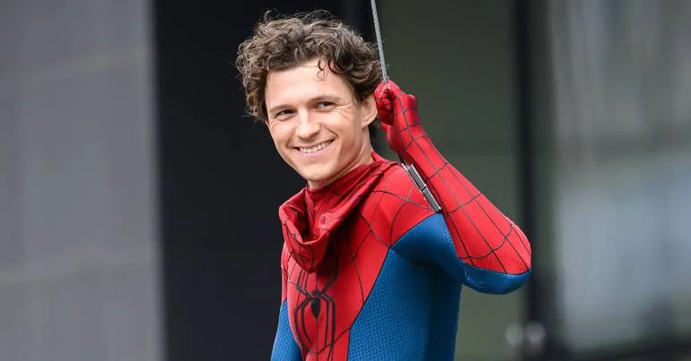 Tom Holland em Portugal: família, golfe e Zendaya
