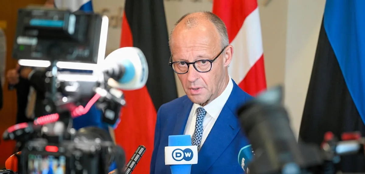 Der Kanzler sprach 89 Sekunden. Bevor Fragen gestellt werden konnten, wandte er sich ab und ging