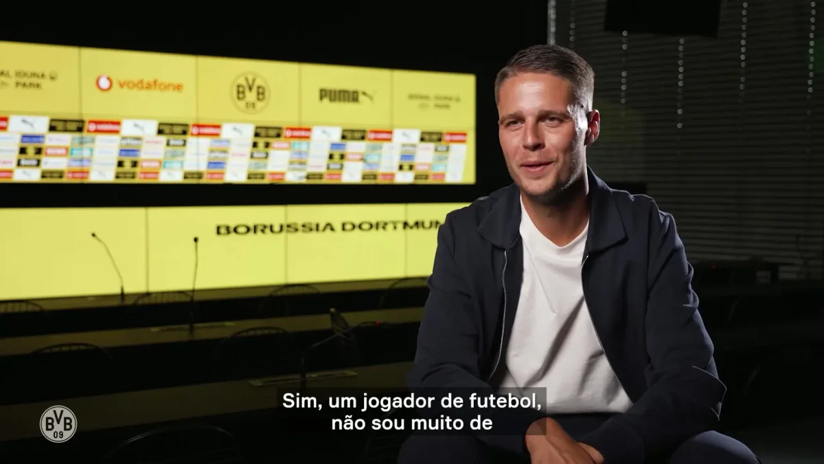 Confira a primeira entrevista de Veerman como jogador do Dortmund