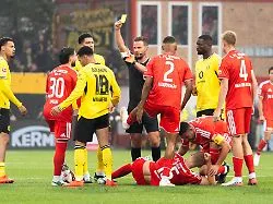 Schreck nach wenigen Sekunden: BVB-Star sieht Rot - und dann ist alles doch ganz anders