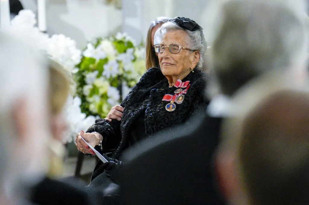 Princesa Astrid da Noruega morre aos 94 anos, duas semanas após o irmão, Harald V