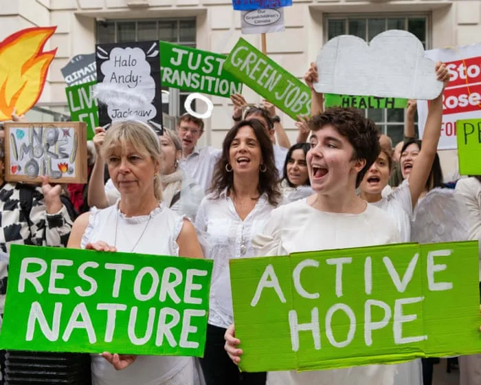 For the future of green politics, look beyond the Green party | Zoe Williams