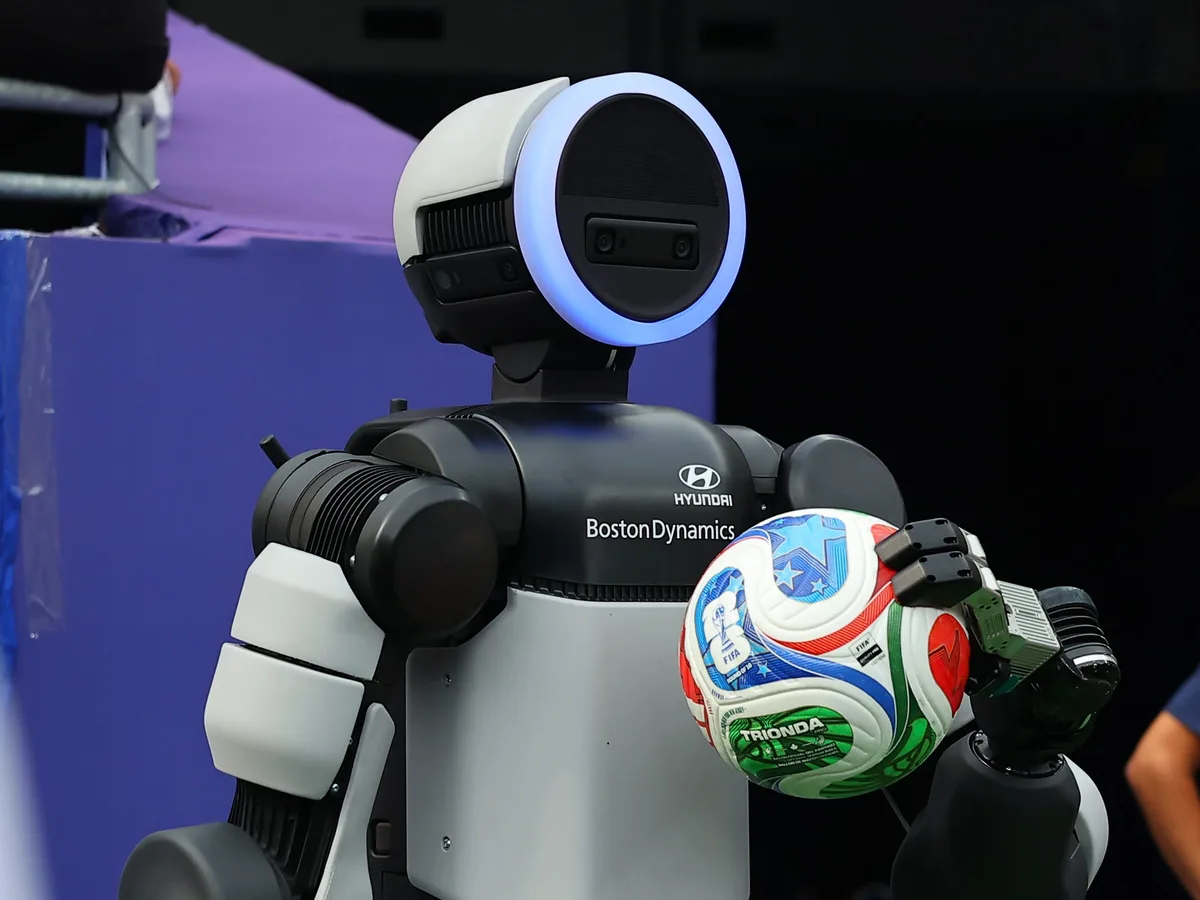 Hyundai CEO says your local car dealership could sell you a humanoid robot