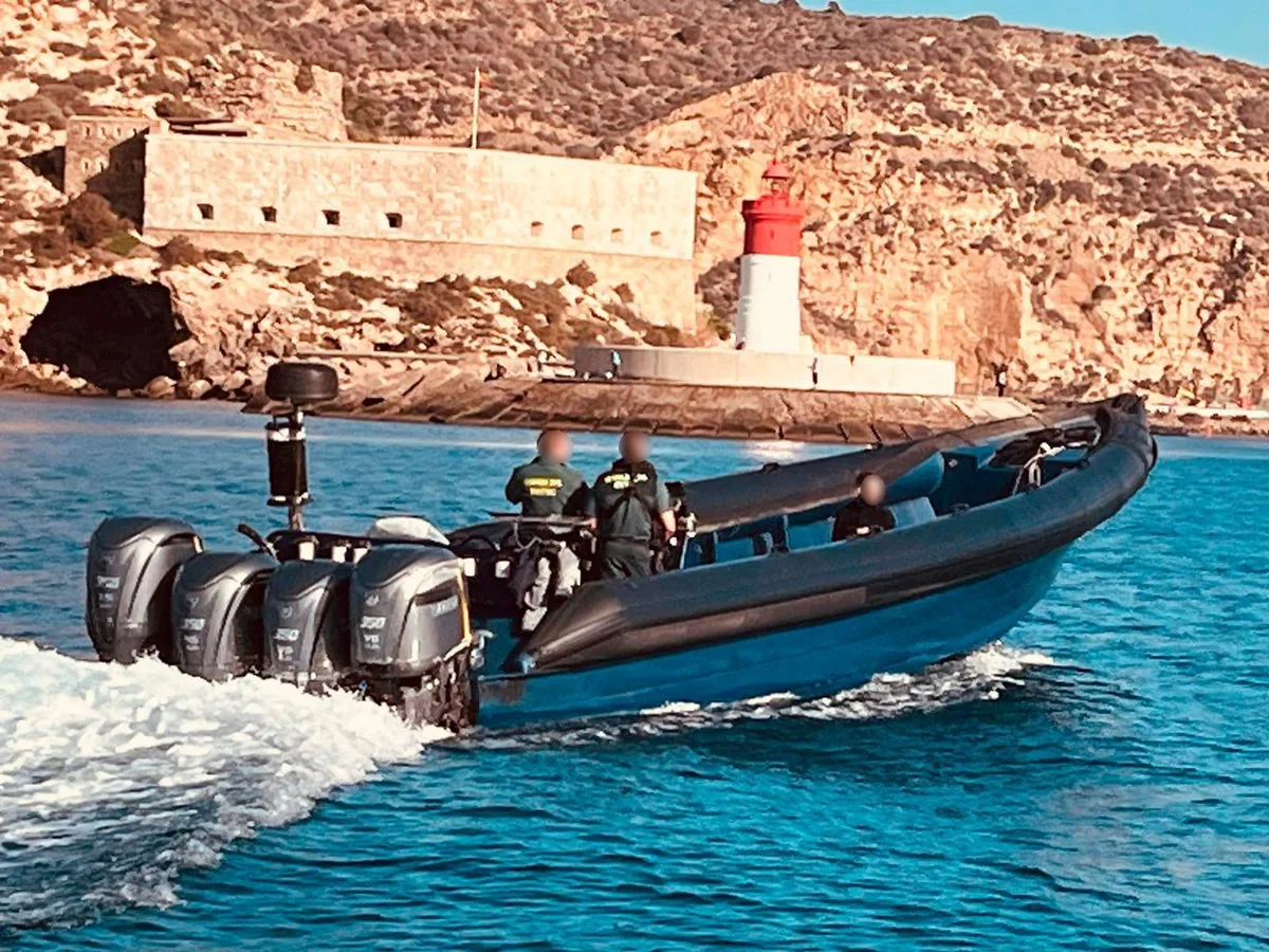 La llegada de pateras al litoral murciano "desborda" y "agota" a la Guardia Civil: "Es la nueva costa andaluza"