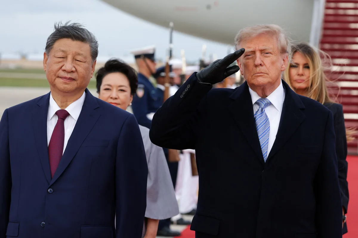 Xi Jinping chega a Washington e é recebido por Trump; veja FOTOS e VÍDEO