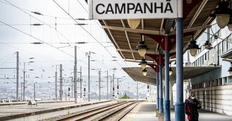 Preventiva para suspeito de roubar dois jovens no Porto