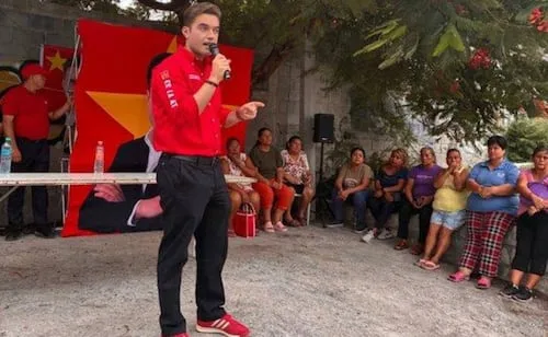 Jesús Elizondo cuestiona licencia solicitada por Rocha Moya; exige aclarar señalamientos de delincuencia organizada