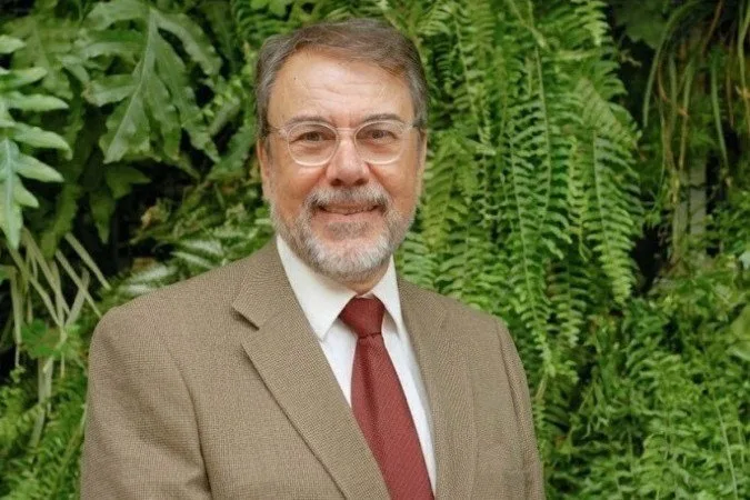 Carlos Monforte, ex-apresentador do 'Bom dia, Brasil', morre aos 77 anos
