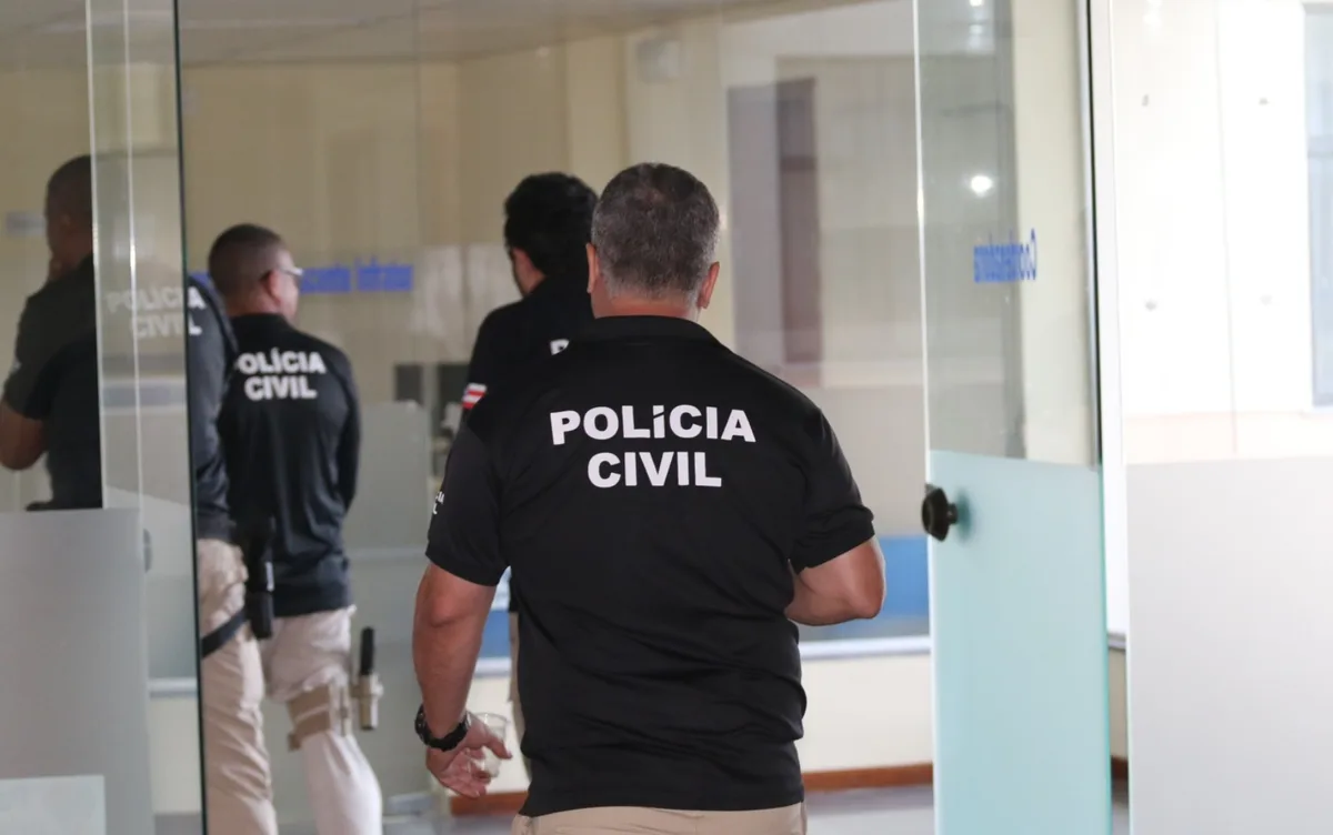 Mulher é sequestrada, espancada e estuprada por grupo de homens no extremo sul da Bahia