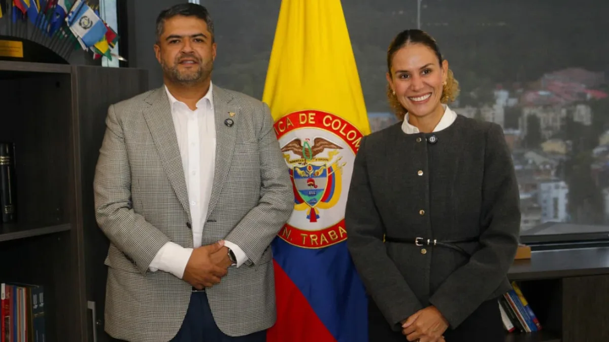 Ricardo Torres Castro asumió oficialmente la dirección general del Sena, en medio de la emergencia nacional tras el sismo