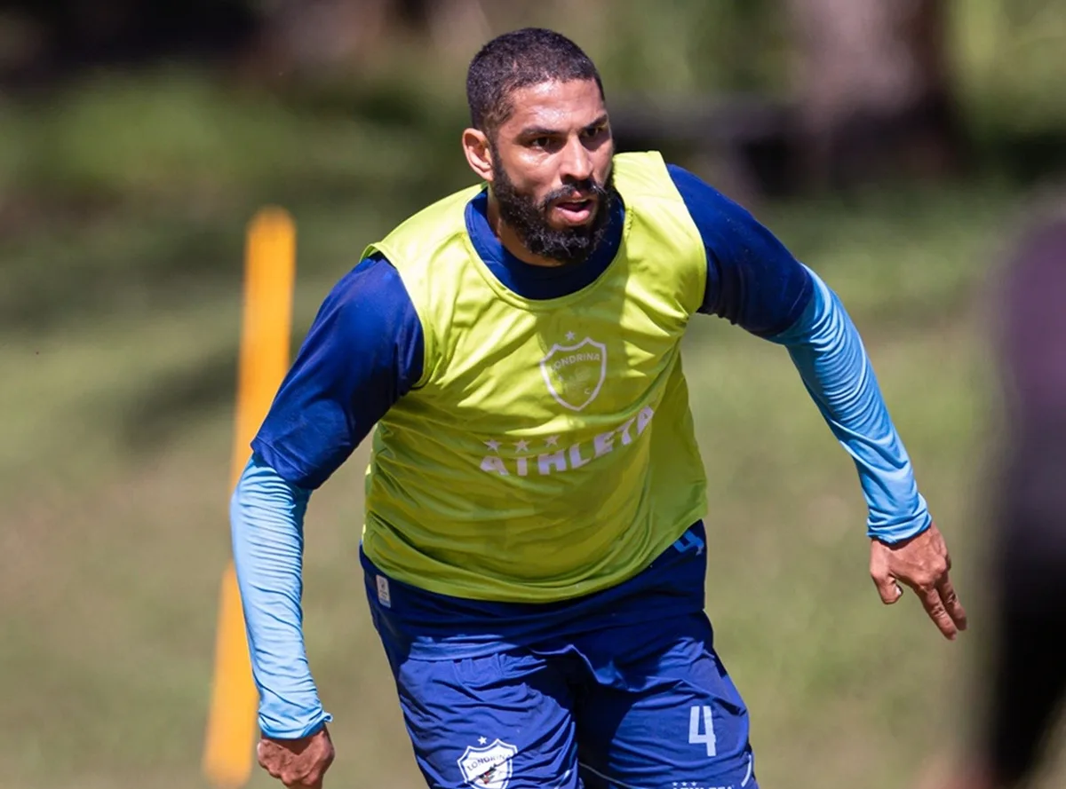 Londrina tem retorno na zaga contra o Atlético-GO; veja provável escalação