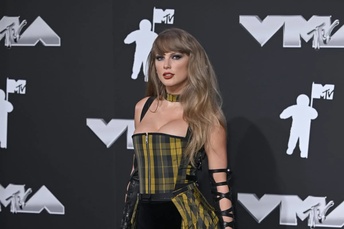 Taylor Swift announces new single following online speculation