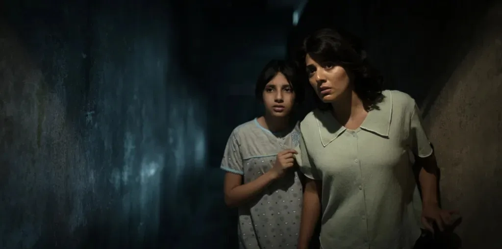 ‘Obsess’: Família é ATERRORIZADA por entidade sobrenatural no trailer da nova série árabe da Netflix