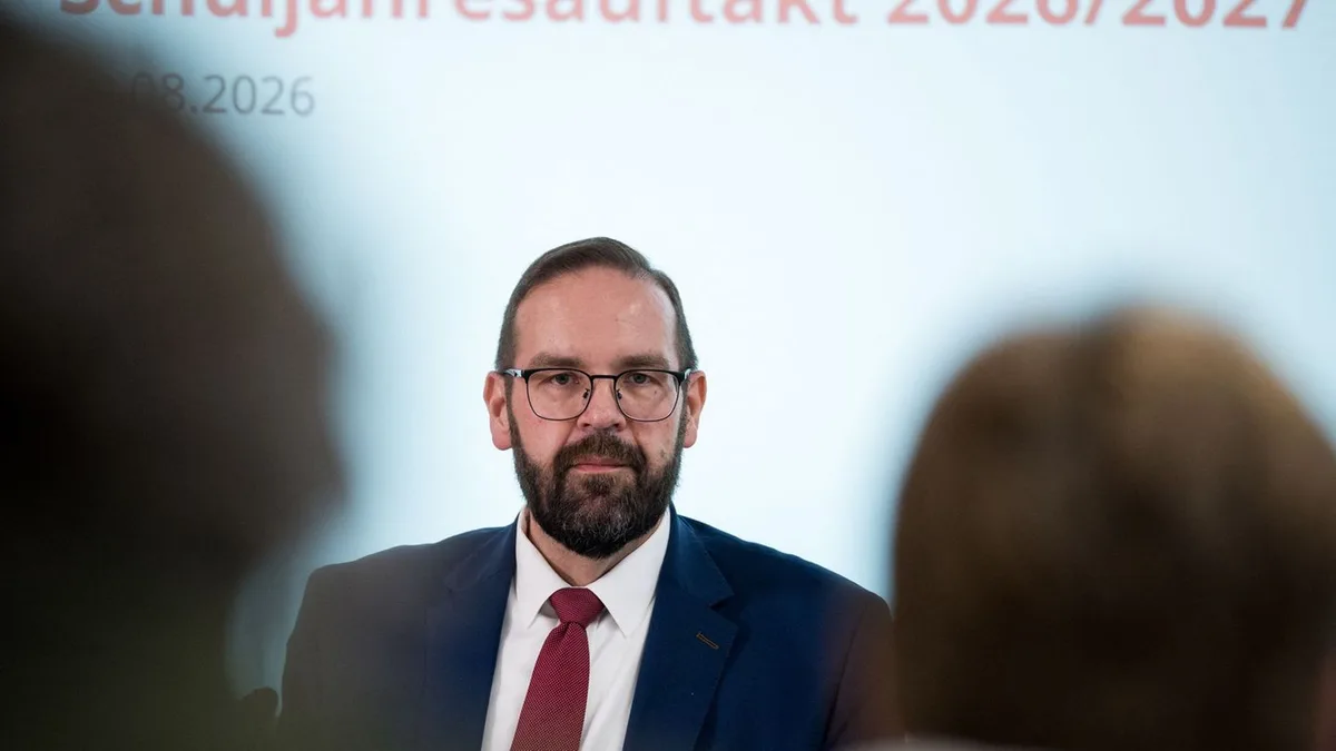 Neues Schuljahr: Über 300 Lehrkräfte fehlen an Brandenburgs Schulen