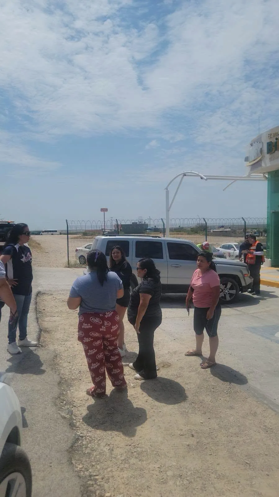 Le tienden un ‘4’ a señora taxista y encienden las redes sociales con debate entre mujeres en Acuña, Coahuila