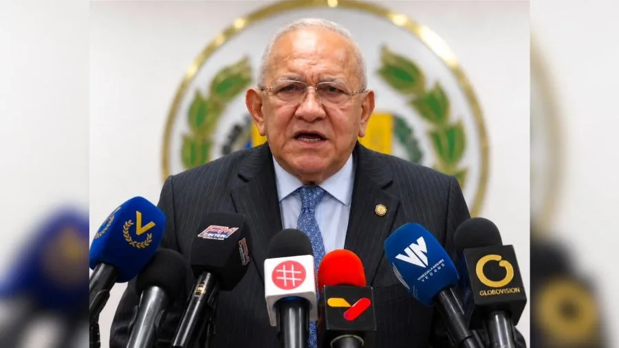 Bernabé Gutiérrez celebra liberación de detenidos políticos