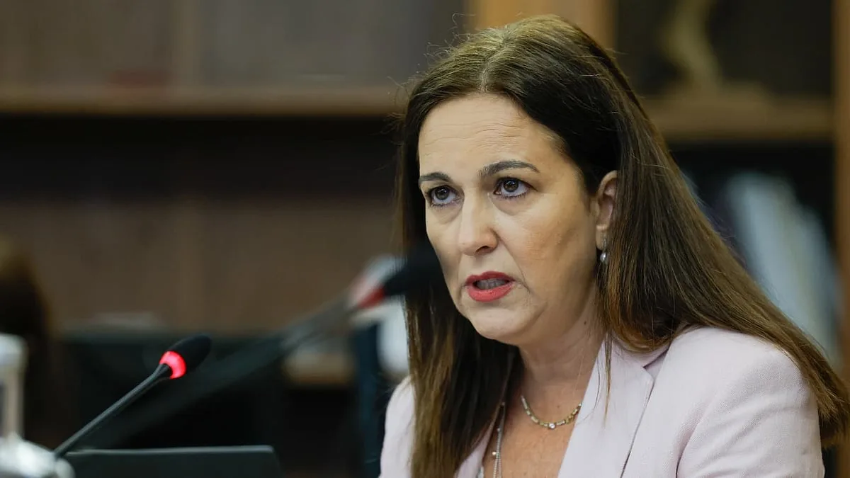 Ministra da Justiça reitera confiança no diretor da PJ