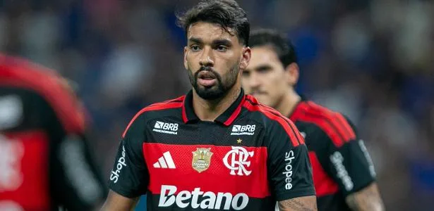 Flamengo perde chance de coroar semana perfeita e volta a secar Palmeiras