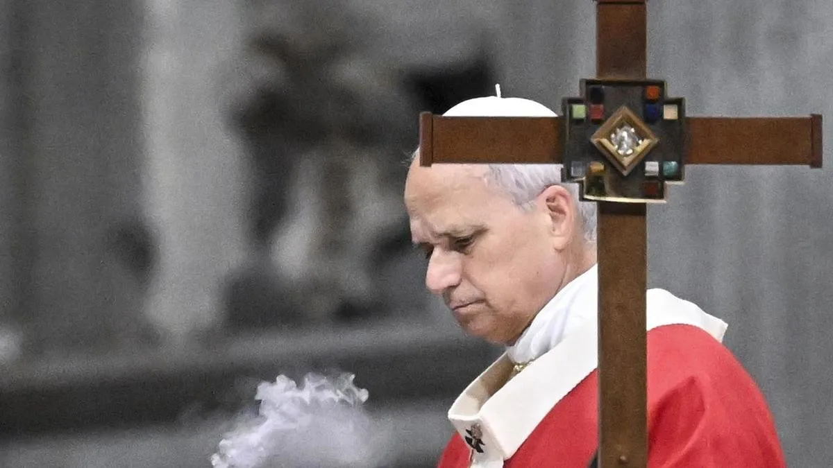 Pope's health scare: 'I entrust myself to your prayers'