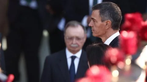 La derecha convierte el 12O en un aquelarre de insultos a Sánchez y bulos sobre el fraude electoral