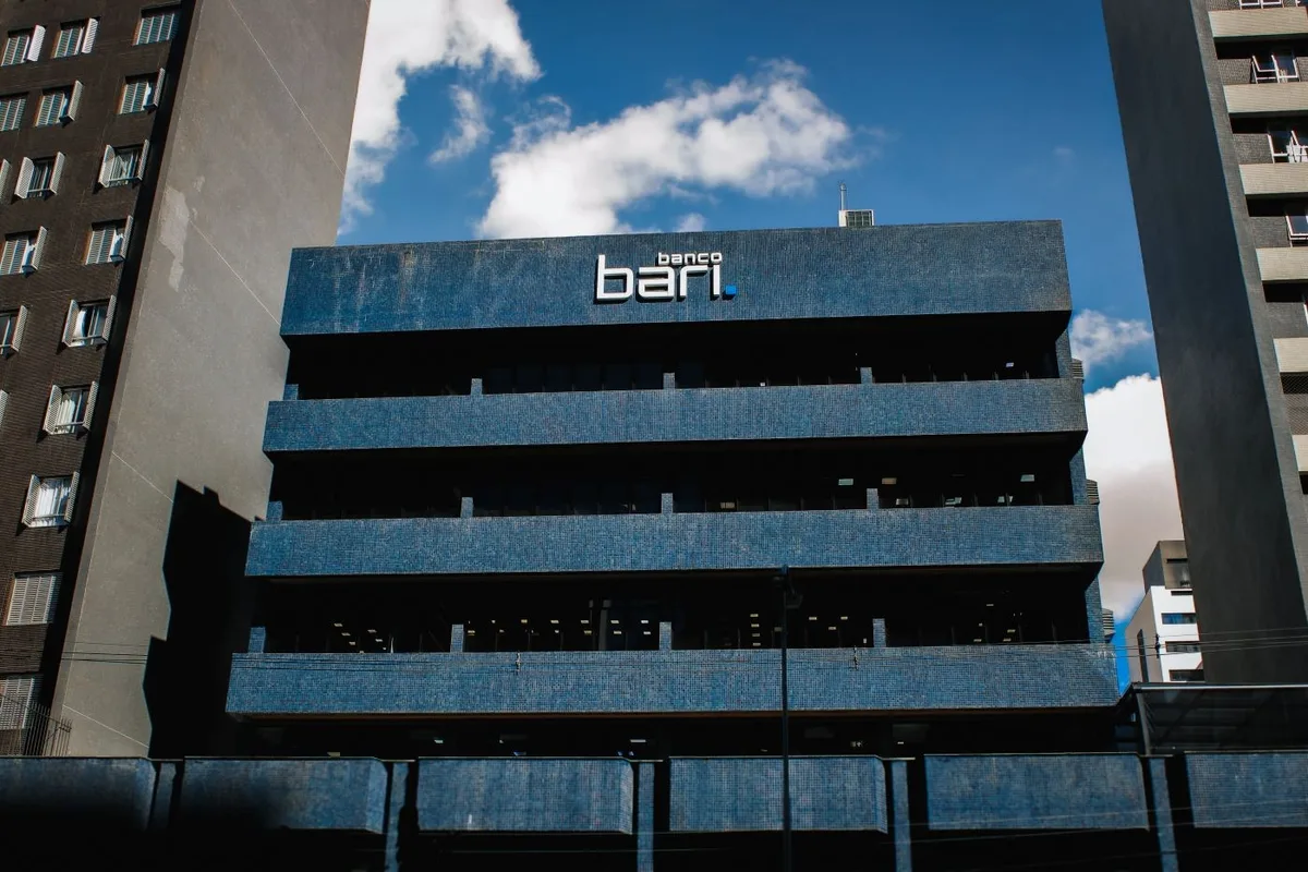 Como saber se um banco é sólido antes de tomar crédito