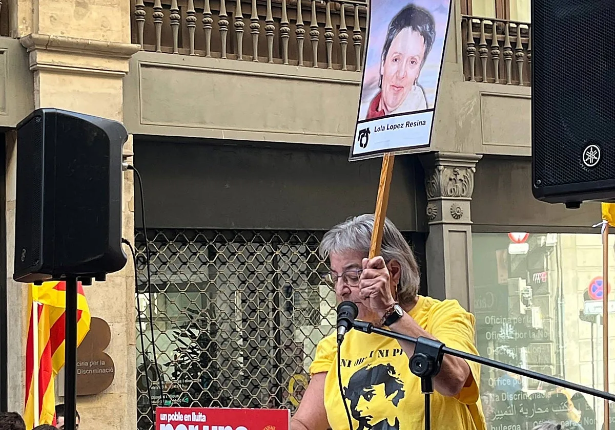 Arran homenajea en la Diada a una etarra condenada por tres asesinatos: «Tu ejemplo guía nuestra lucha»