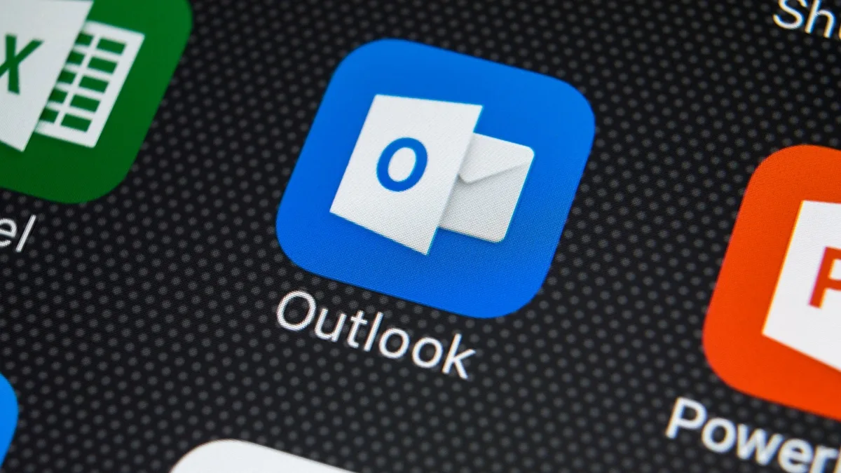 Outlook est en panne et des millions d’utilisateurs ne peuvent plus envoyer leurs mails