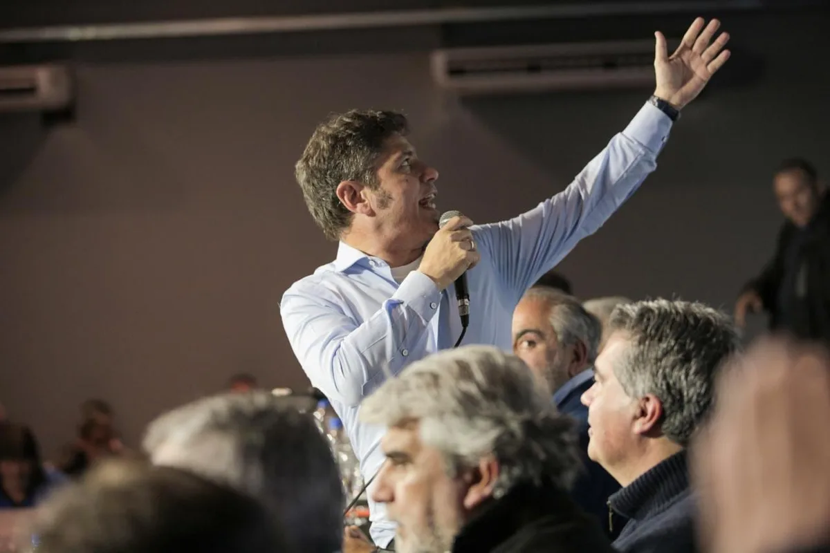 Reelecciones indefinidas de intendentes: Kicillof evalúa estrategias para avanzar en la Legislatura ante un panorama incierto