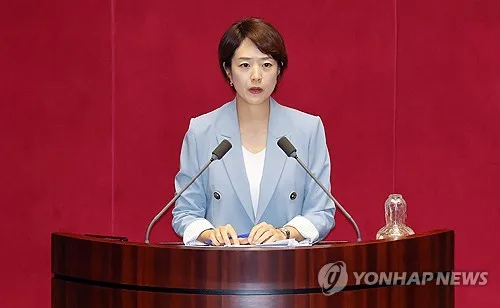 "대교협, 수시 먹통 당일 '원서 몰릴 것' 유웨이에 사전 경고"