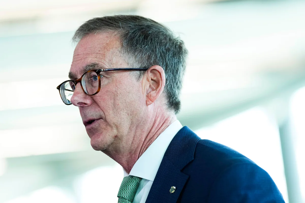 Uncertainty from U.S. trade policy could halve fourth-quarter growth, Macklem says