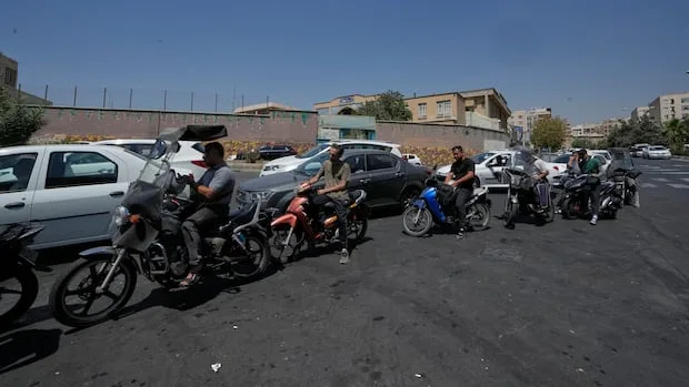 Iran defiant in face of new U.S. sanctions, promises to respond forcefully