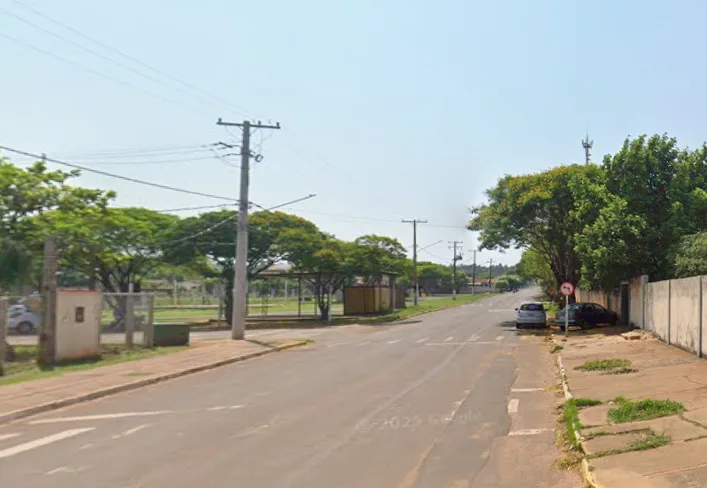 Casal é mantido amarrado por 2h30 durante assalto a residência